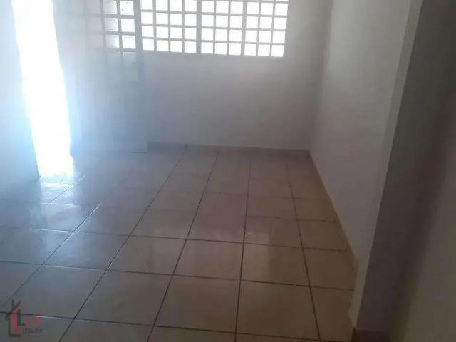 Casa / Sobrado para Venda em Presidente Prudente/SP Conjunto Habitacional Ana Jacinta 3 Quartos