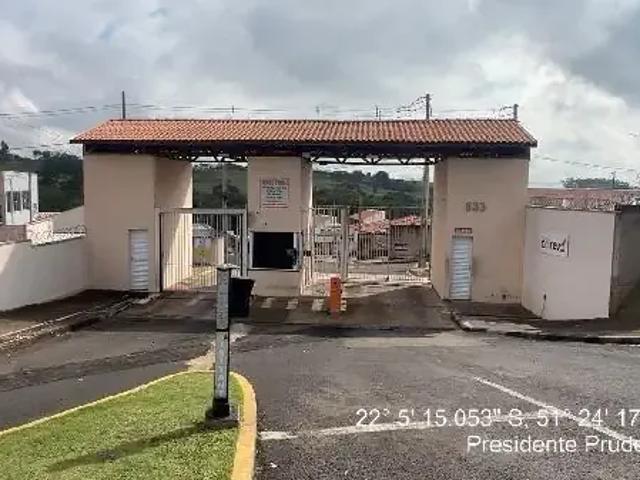 Casa / Sobrado para Venda em Presidente Prudente/SP Conjunto Habitacional Jardim Humberto Salvador 2 Quartos