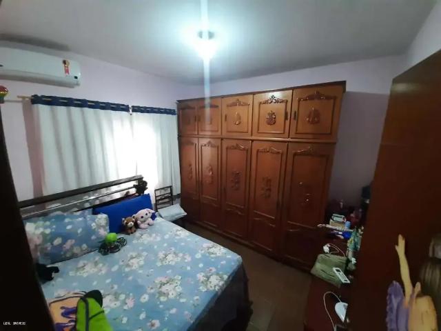 Casa / Sobrado para Venda em Presidente Prudente/SP Cecap 3 Quartos