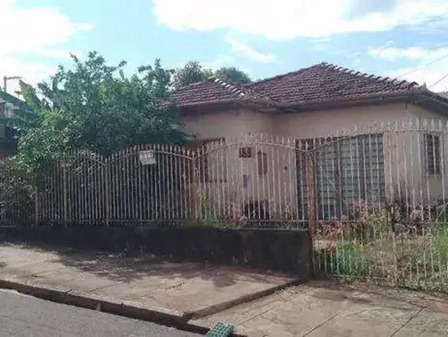Casa / Sobrado para Venda em Presidente Prudente/SP Jardim Bongiovani 3 Quartos