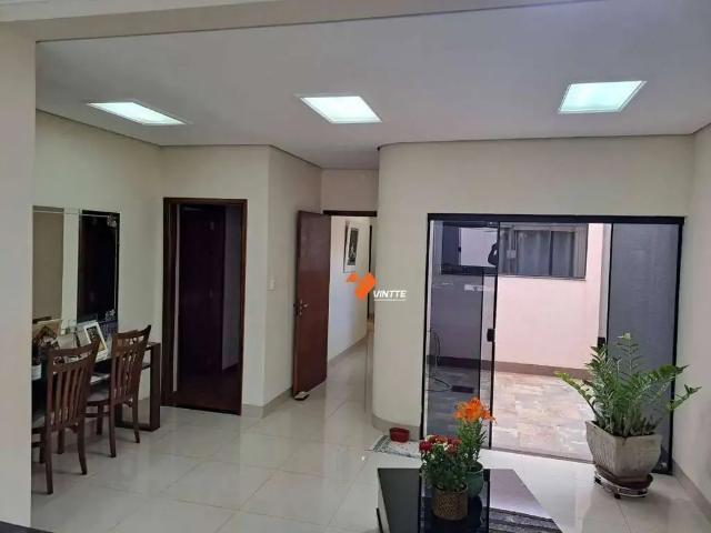Casa / Sobrado para Venda em Presidente Prudente/SP Jardim Bongiovani 4 Quartos