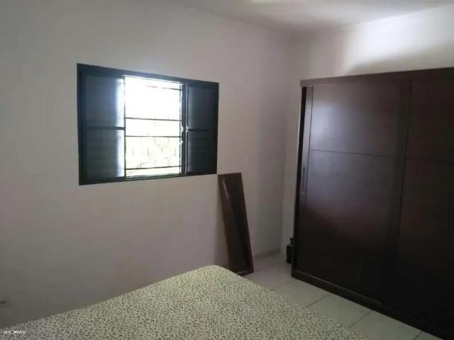 Casa / Sobrado para Venda em Presidente Prudente/SP Jardim Everest 3 Quartos