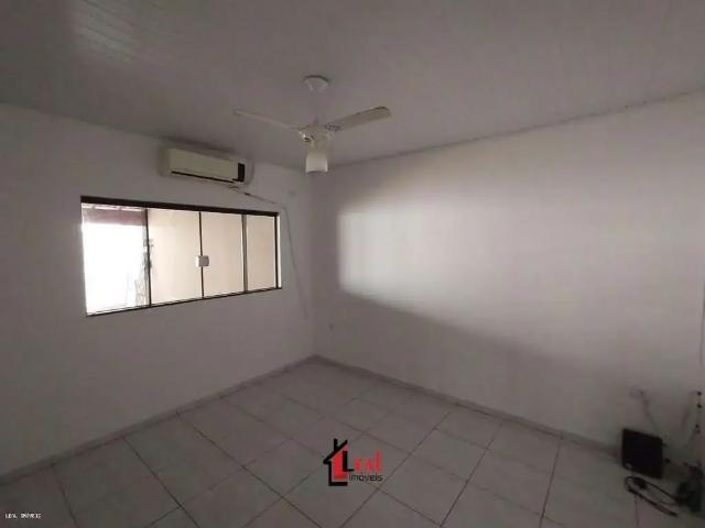 Casa / Sobrado para Venda em Presidente Prudente/SP Jardim Prudentino 2 Quartos
