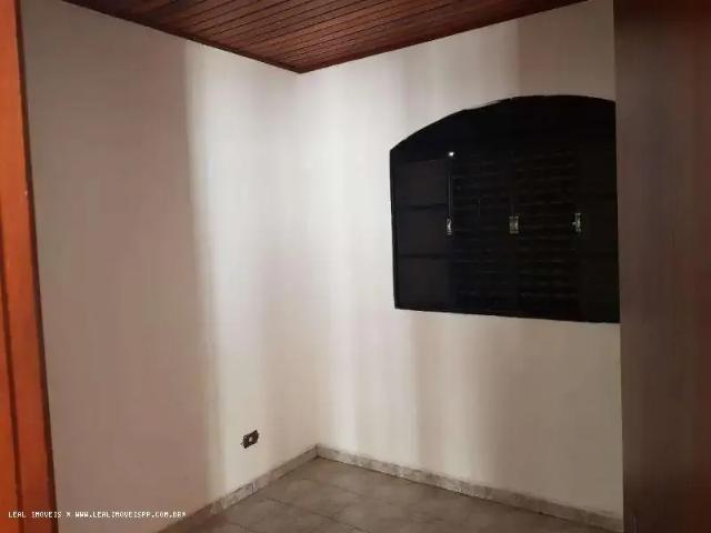 Casa / Sobrado para Venda em Presidente Prudente/SP Jardim Santa Paula 3 Quartos