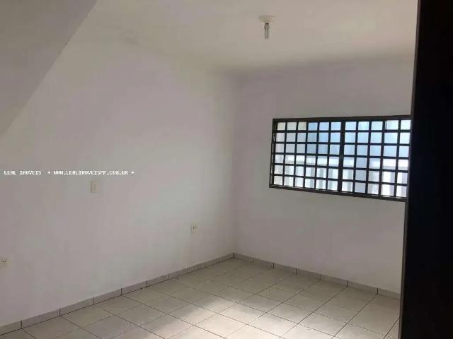 Casa / Sobrado para Venda em Presidente Prudente/SP Parque Cedral 3 Quartos