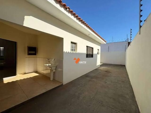 Casa / Sobrado para Venda em Presidente Prudente/SP Residencial São Paulo 3 Quartos