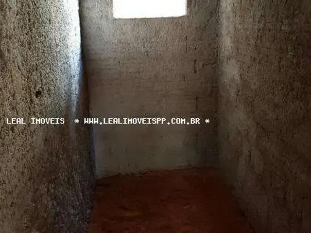 Casa / Sobrado para Venda em Presidente Prudente/SP Residencial São Paulo 3 Quartos