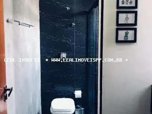 Casa / Sobrado para Venda em Presidente Prudente/SP Residencial Parque dos Girassóis 3 Quartos