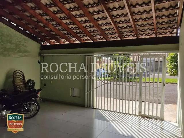 Casa / Sobrado para Venda em Presidente Prudente/SP Residencial Universitário 3 Quartos