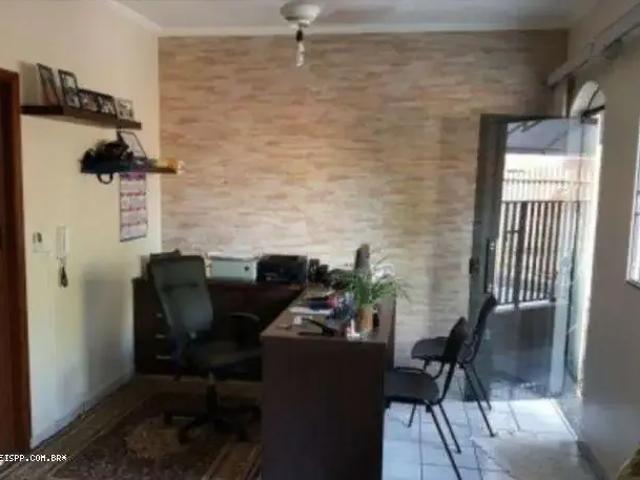 Casa / Sobrado para Venda em Presidente Prudente/SP Vila Verinha 3 Quartos
