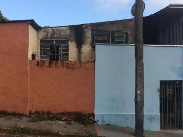 Casa / Sobrado para Venda em Presidente Prudente/SP Vila Líder 4 Quartos