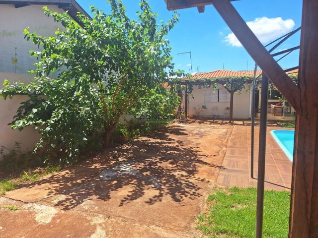 Casa / Sobrado para Venda em Primeiro de Maio/PR Centro 2 Quartos