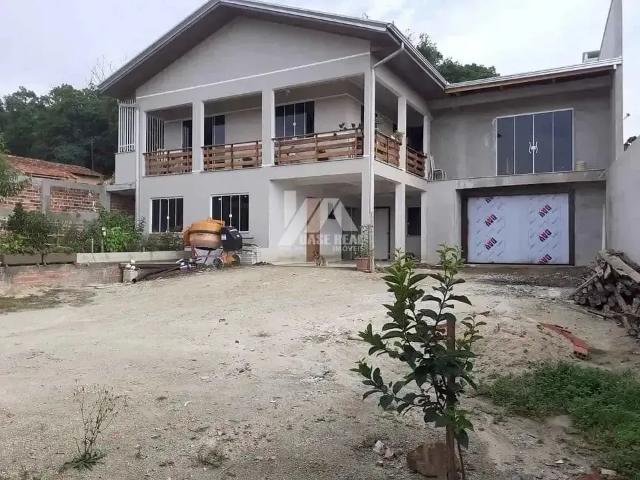 Casa / Sobrado para Venda em Prudentópolis/PR Vila Mariana 6 Quartos