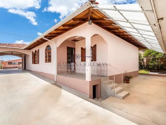 Casa / Sobrado para Venda em Quatro Barras/PR Centro 4 Quartos