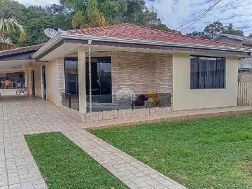 Casa / Sobrado para Venda em Quitandinha/PR Centro 3 Quartos
