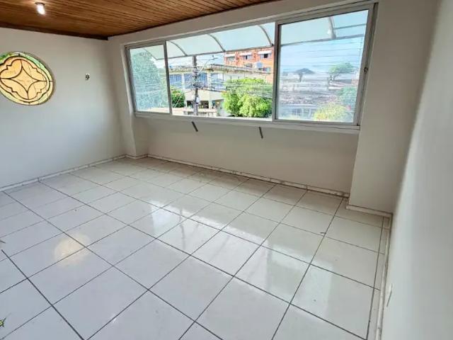 Casa / Sobrado para Venda em Recife/PE Tamarineira 5 Quartos