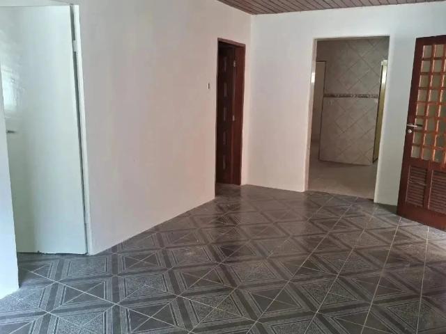 Casa / Sobrado para Venda em Recife/PE Torre 6 Quartos