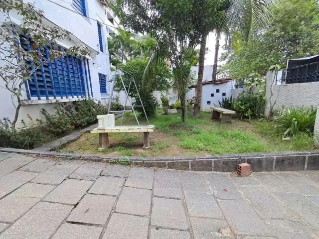Casa / Sobrado para Venda em Recife/PE Torre 9 Quartos