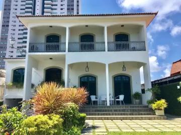 Casa / Sobrado para Venda em Recife/PE Torreão 5 Quartos