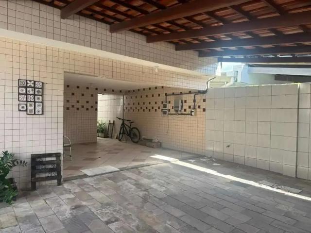 Casa / Sobrado para Venda em Recife/PE Várzea 4 Quartos