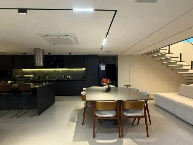 Casa / Sobrado para Venda em Recife/PE Várzea 4 Quartos