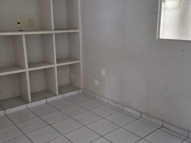 Casa / Sobrado para Venda em Recife/PE Várzea 4 Quartos