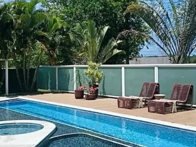 Casa / Sobrado para Venda em Recife/PE Várzea 5 Quartos