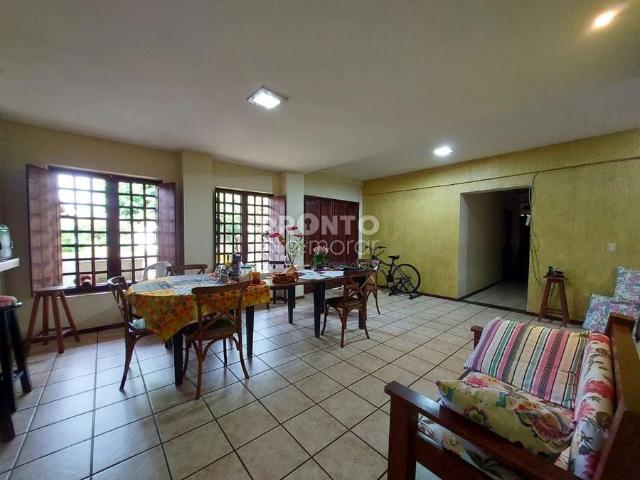 Casa / Sobrado para Venda em Recife/PE Várzea 5 Quartos