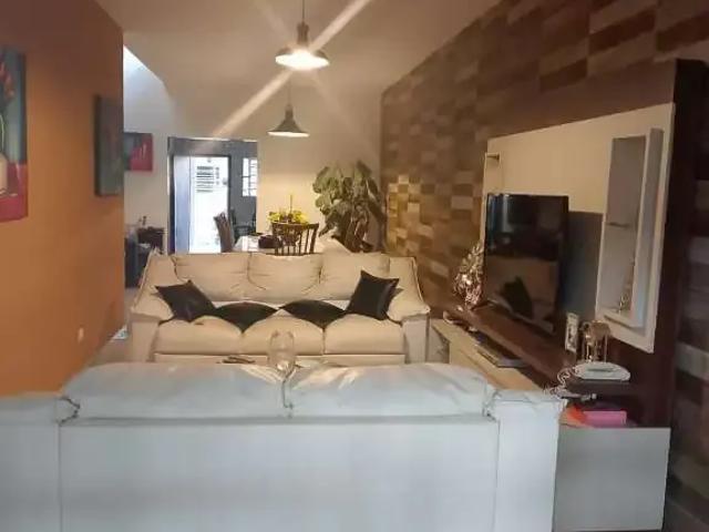 Casa / Sobrado para Venda em Recife/PE Água Fria 3 Quartos