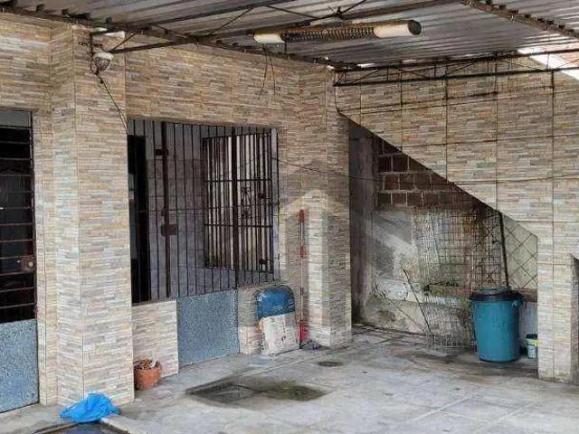 Casa / Sobrado para Venda em Recife/PE Água Fria 6 Quartos
