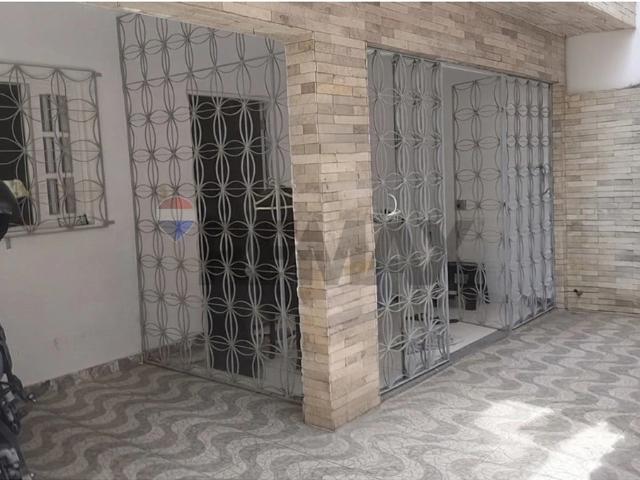 Casa / Sobrado para Venda em Recife/PE Arruda 3 Quartos