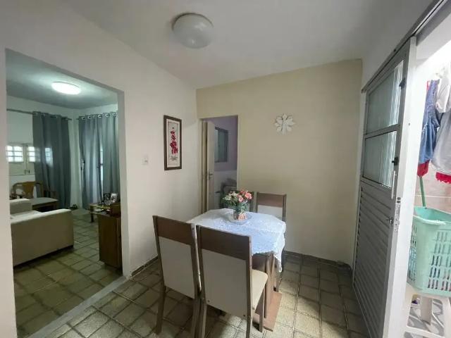 Casa / Sobrado para Venda em Recife/PE Barro 3 Quartos