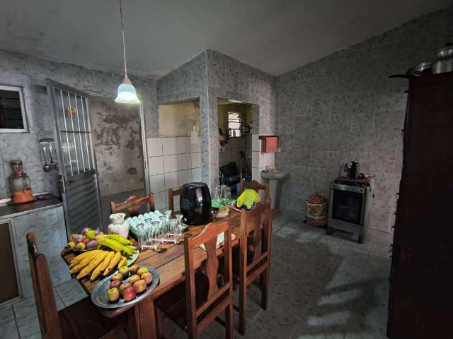 Casa / Sobrado para Venda em Recife/PE Barro 3 Quartos