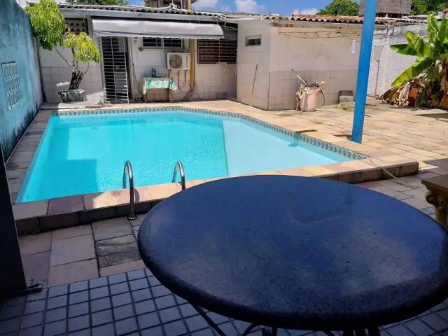 Casa / Sobrado para Venda em Recife/PE Bongi 5 Quartos