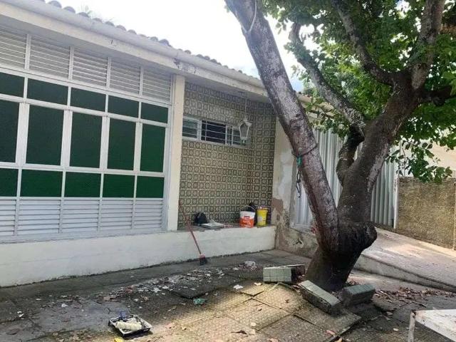 Casa / Sobrado para Venda em Recife/PE Boa Viagem 3 Quartos