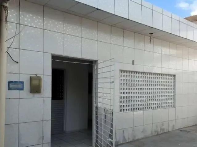 Casa / Sobrado para Venda em Recife/PE Campo Grande 2 Quartos