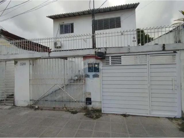 Casa / Sobrado para Venda em Recife/PE Campo Grande 6 Quartos