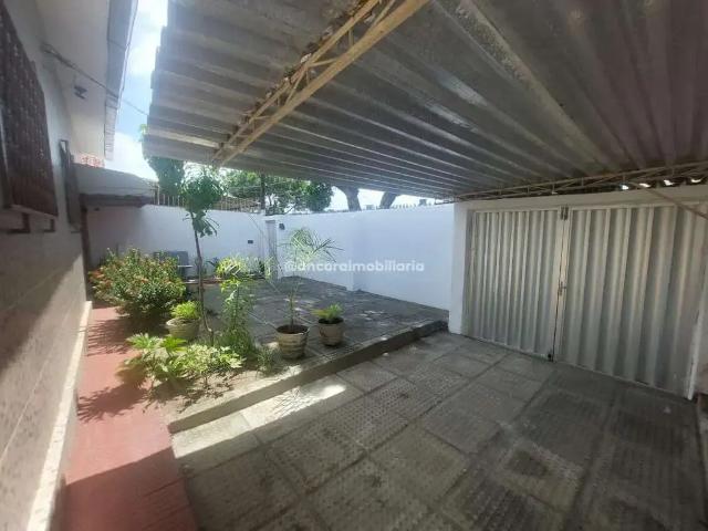 Casa / Sobrado para Venda em Recife/PE Cajueiro 3 Quartos
