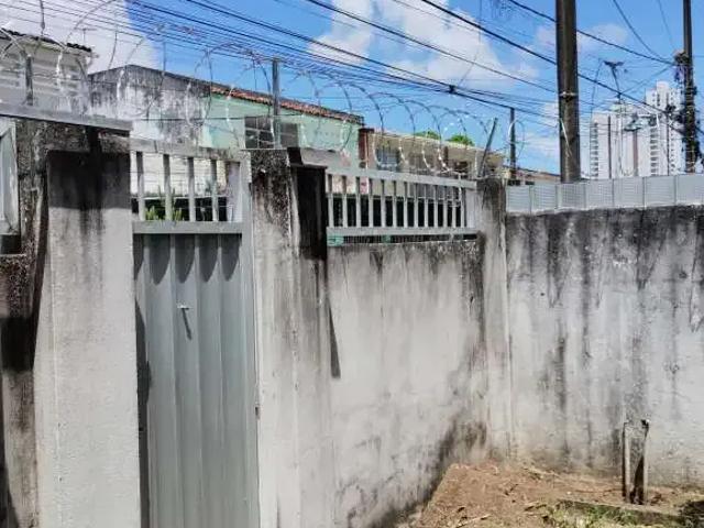 Casa / Sobrado para Venda em Recife/PE Casa Amarela 3 Quartos