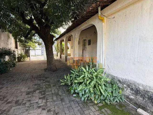 Casa / Sobrado para Venda em Recife/PE Casa Amarela 3 Quartos