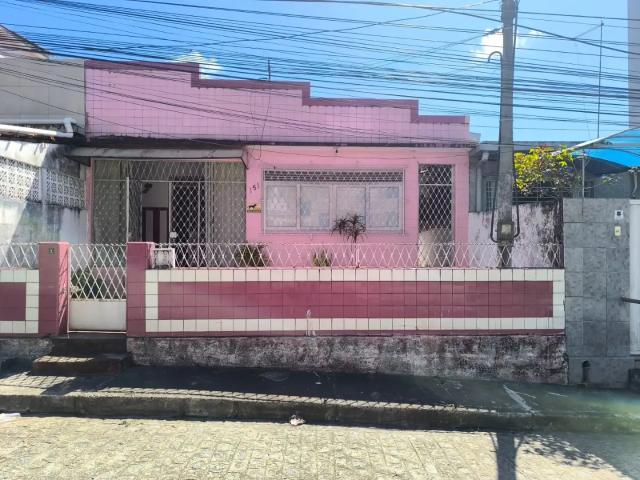 Casa / Sobrado para Venda em Recife/PE Casa Amarela 4 Quartos