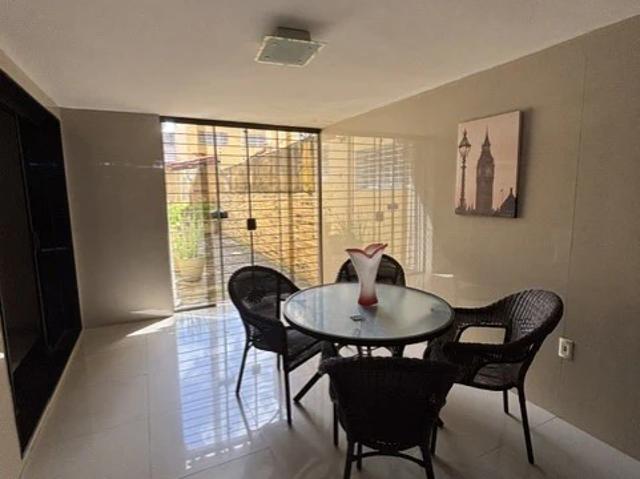 Casa / Sobrado para Venda em Recife/PE Casa Amarela 4 Quartos