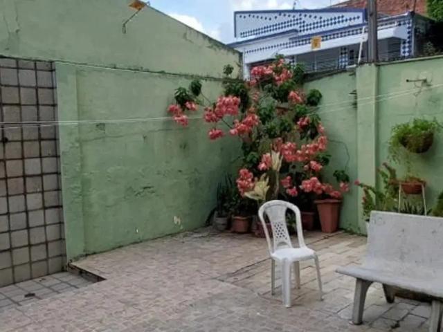 Casa / Sobrado para Venda em Recife/PE Casa Amarela 6 Quartos