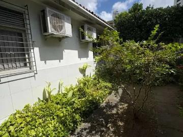 Casa / Sobrado para Venda em Recife/PE Casa Forte 6 Quartos