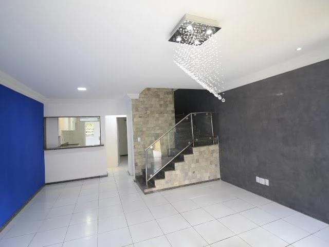 Casa / Sobrado para Venda em Recife/PE Caxangá 4 Quartos