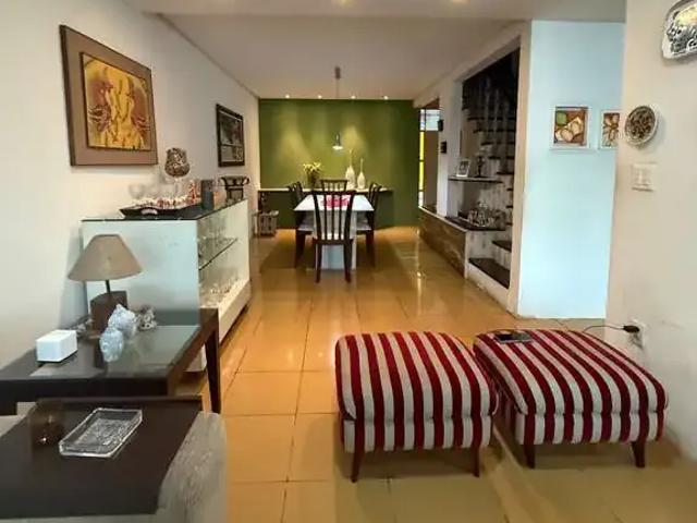 Casa / Sobrado para Venda em Recife/PE Cidade Universitária 5 Quartos
