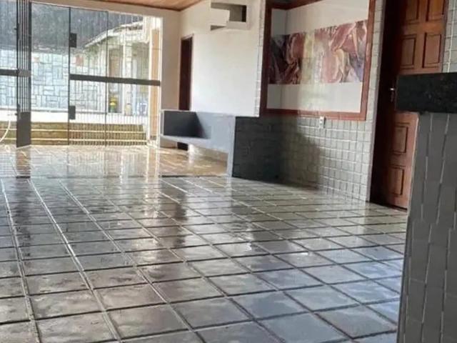 Casa / Sobrado para Venda em Recife/PE Cordeiro 5 Quartos