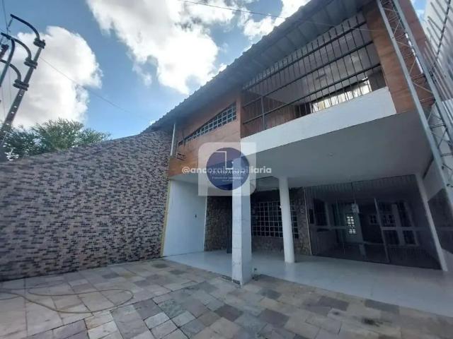 Casa / Sobrado para Venda em Recife/PE Cordeiro 6 Quartos