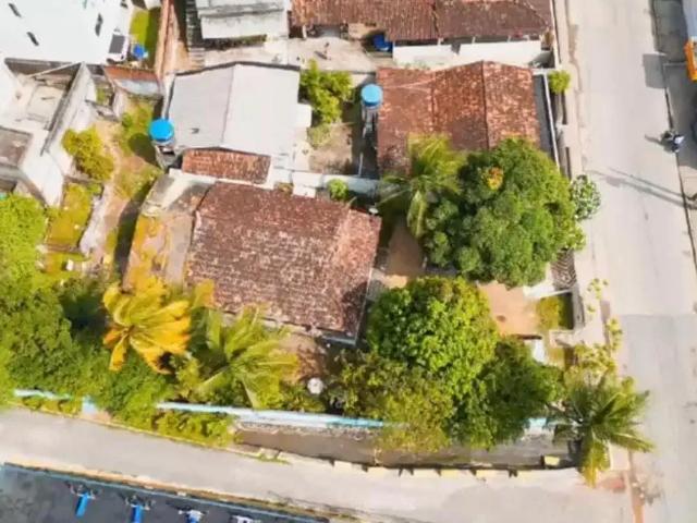 Casa / Sobrado para Venda em Recife/PE Dois Unidos 4 Quartos