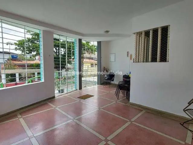 Casa / Sobrado para Venda em Recife/PE Fundão 3 Quartos